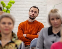 Совещание главных редакторов изданий, входящих в состав РУП «Издательство «Адукацыя і выхаванне» прошло 2 декабря Совещание главных редакторов изданий, входящих в состав РУП «Издательство «Адукацыя і выхаванне» прошло 2 декабря